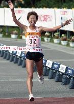 Horie sets course record at Hokkaido Marathon